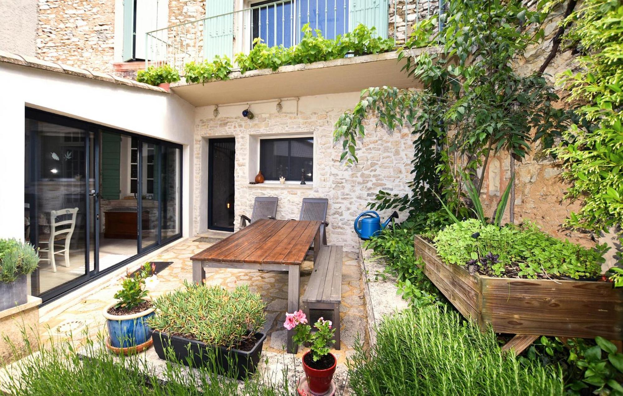 2 Bedroom Gorgeous Home In Villes-Sur-Auzon Eksteriør billede